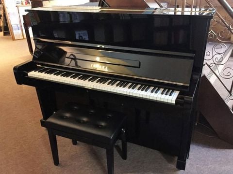 Yamaha U1A Giá Rẻ