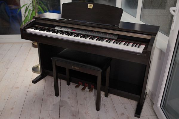 Piano điện Yamaha CLP 120