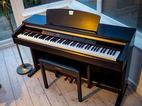 Yamaha CLP 120
